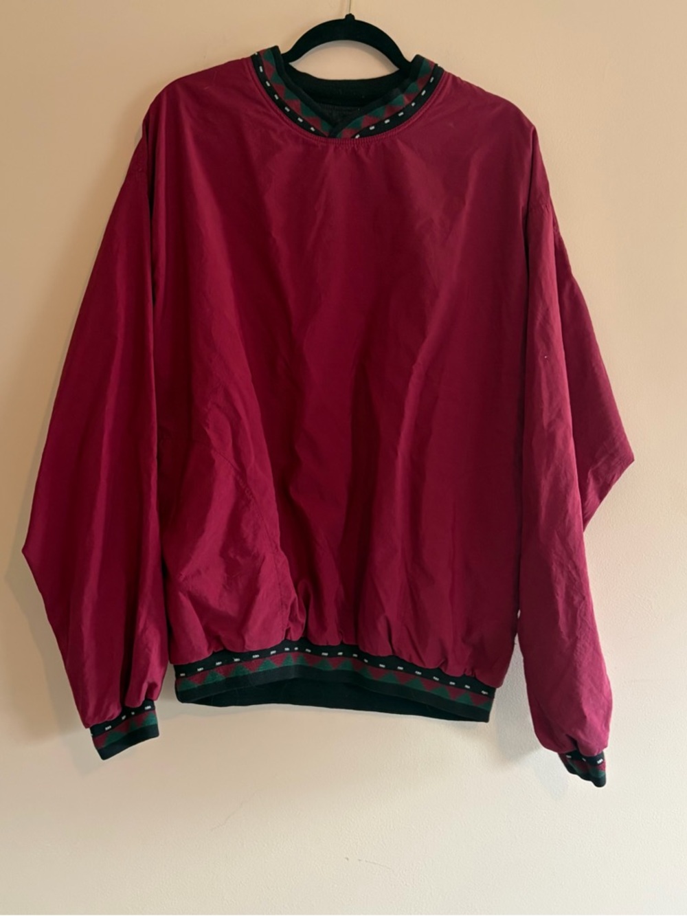 St Martin golf Wine Red Pullover Sweatshirt with Green Trim vintage 90s 2000s